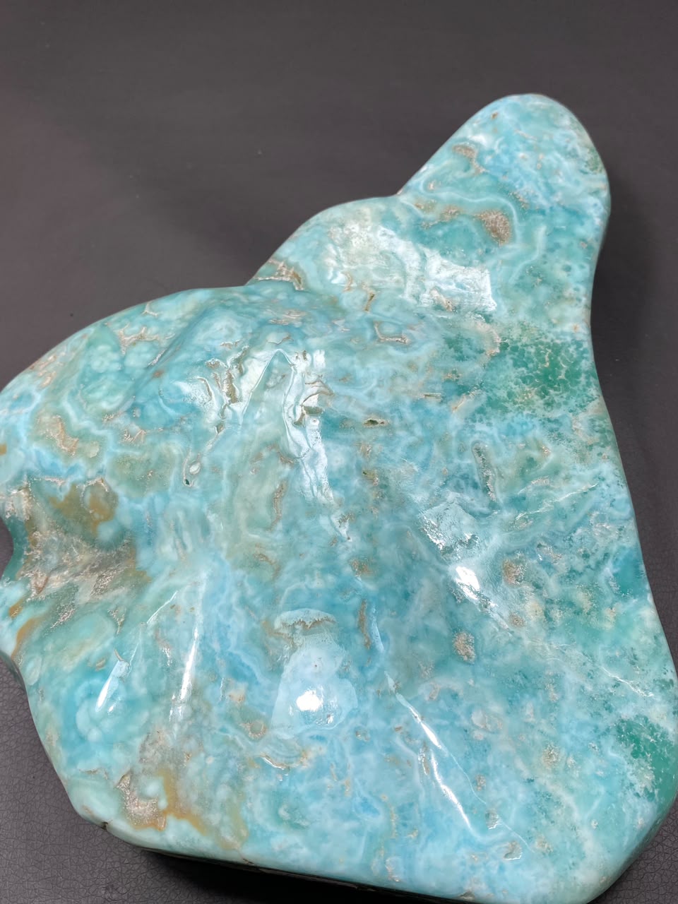 Aragonite Freeform Calcite Polish