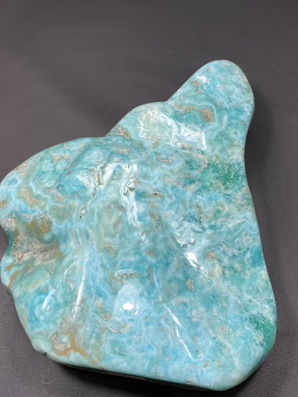 Aragonite Freeform Calcite Polish