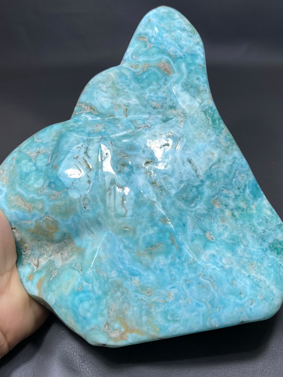 Aragonite Freeform Calcite Polish