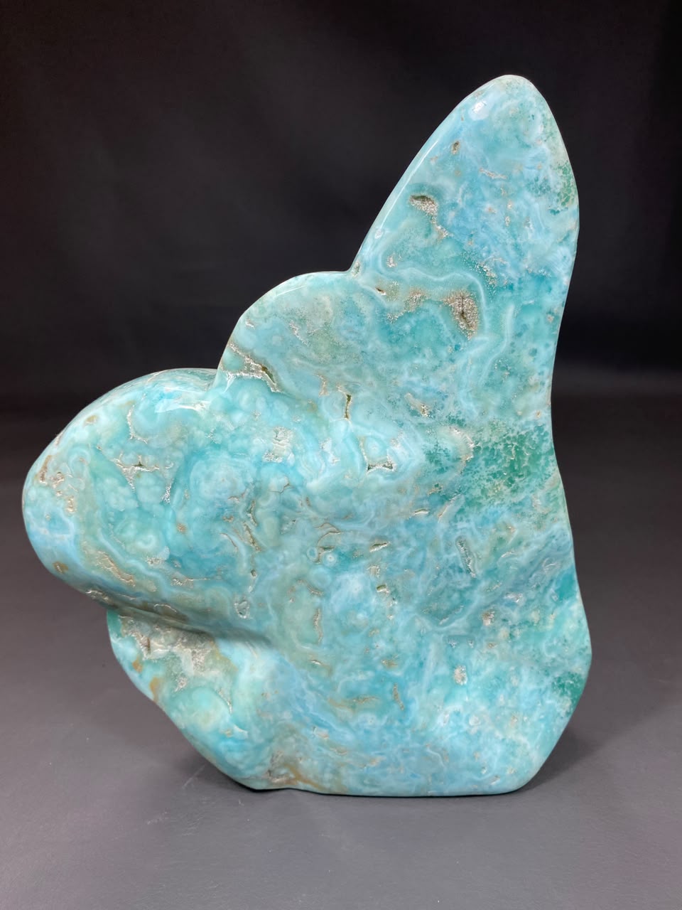Aragonite Freeform Calcite Polish