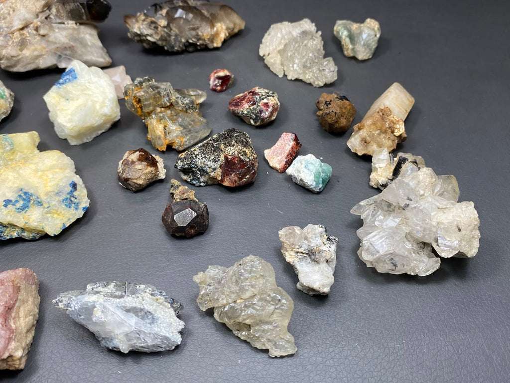 Mix Lot Specimens Origin from Skardu Pakistan
