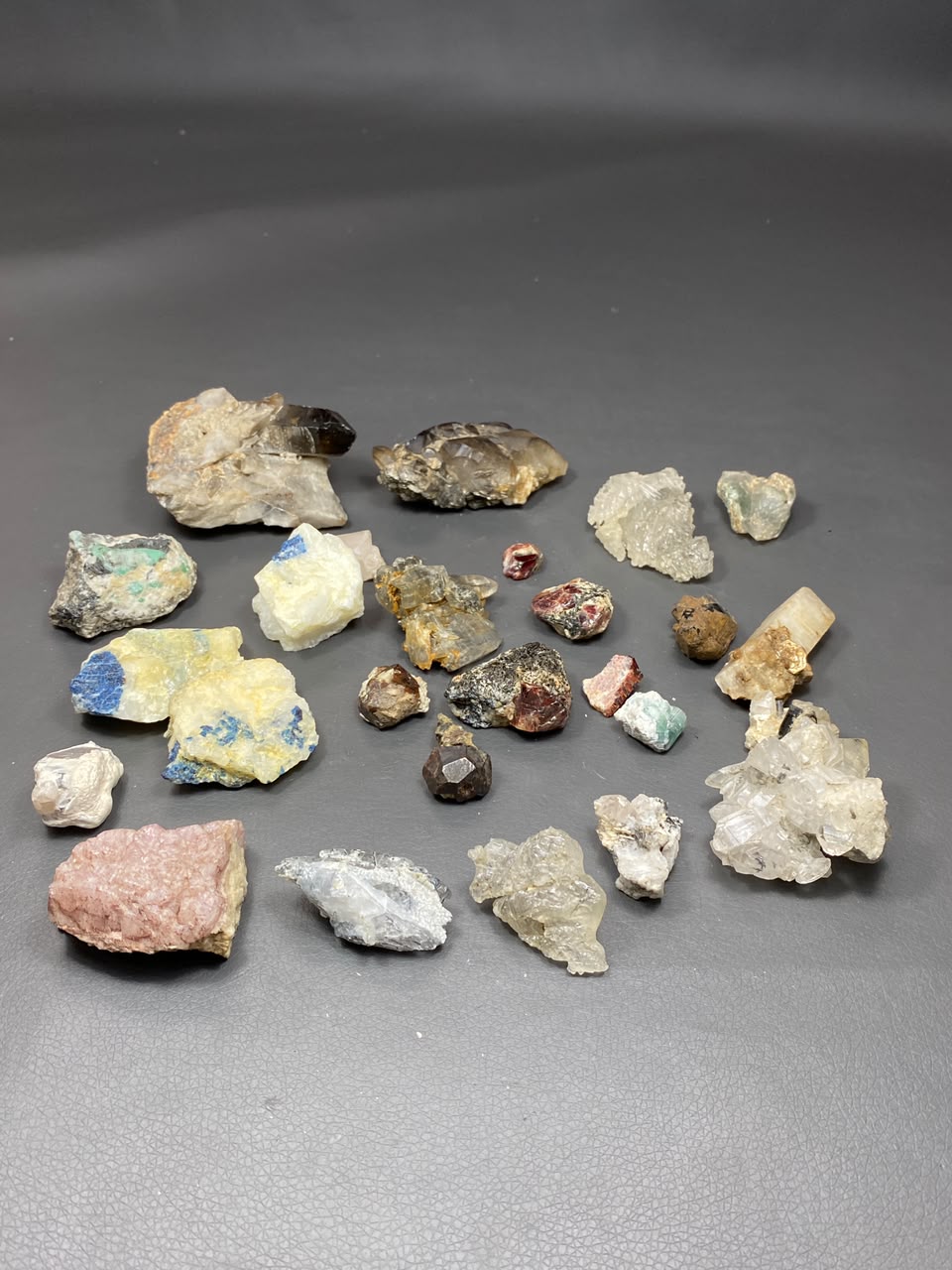 Mix Lot Specimens Origin from Skardu Pakistan