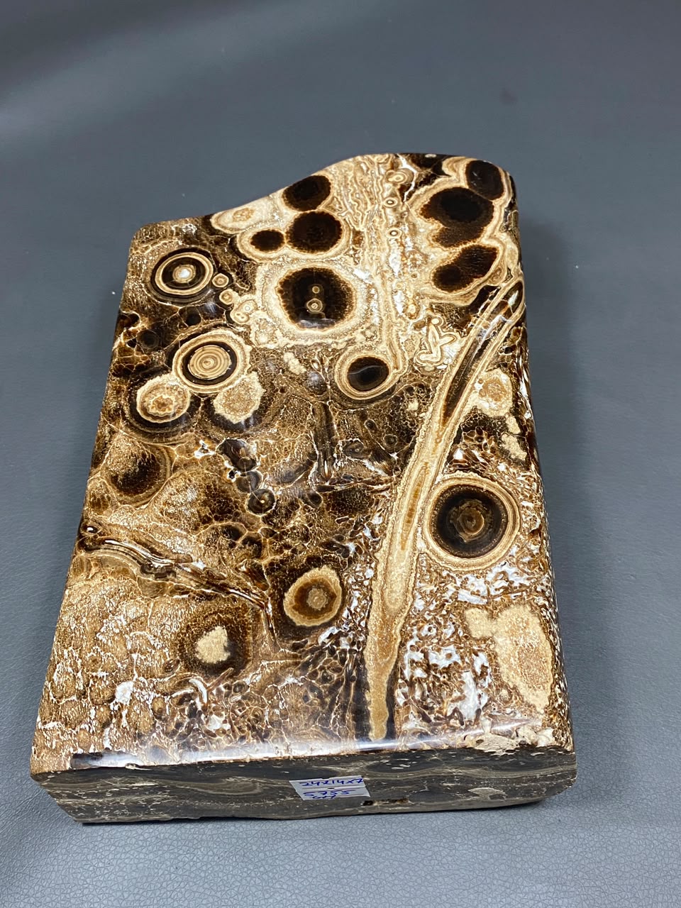 Natural Handmade Stunning Chocolates Calcite Freeform 24x11x7 cm