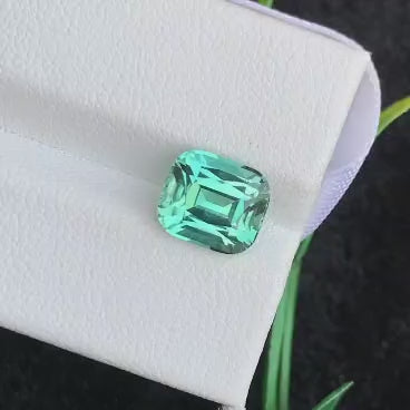 Cushion Cut (Natural & Untreated)