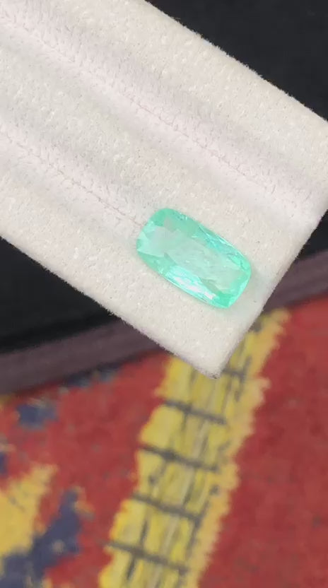 Natural Paraiba