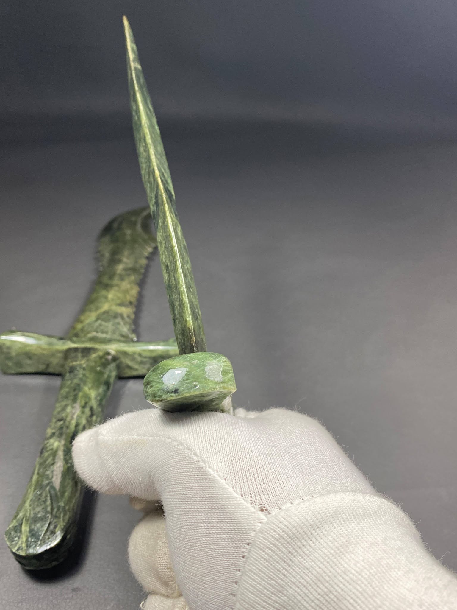 Stunning Natural Serpentine – Handmade Knife-Style Polish