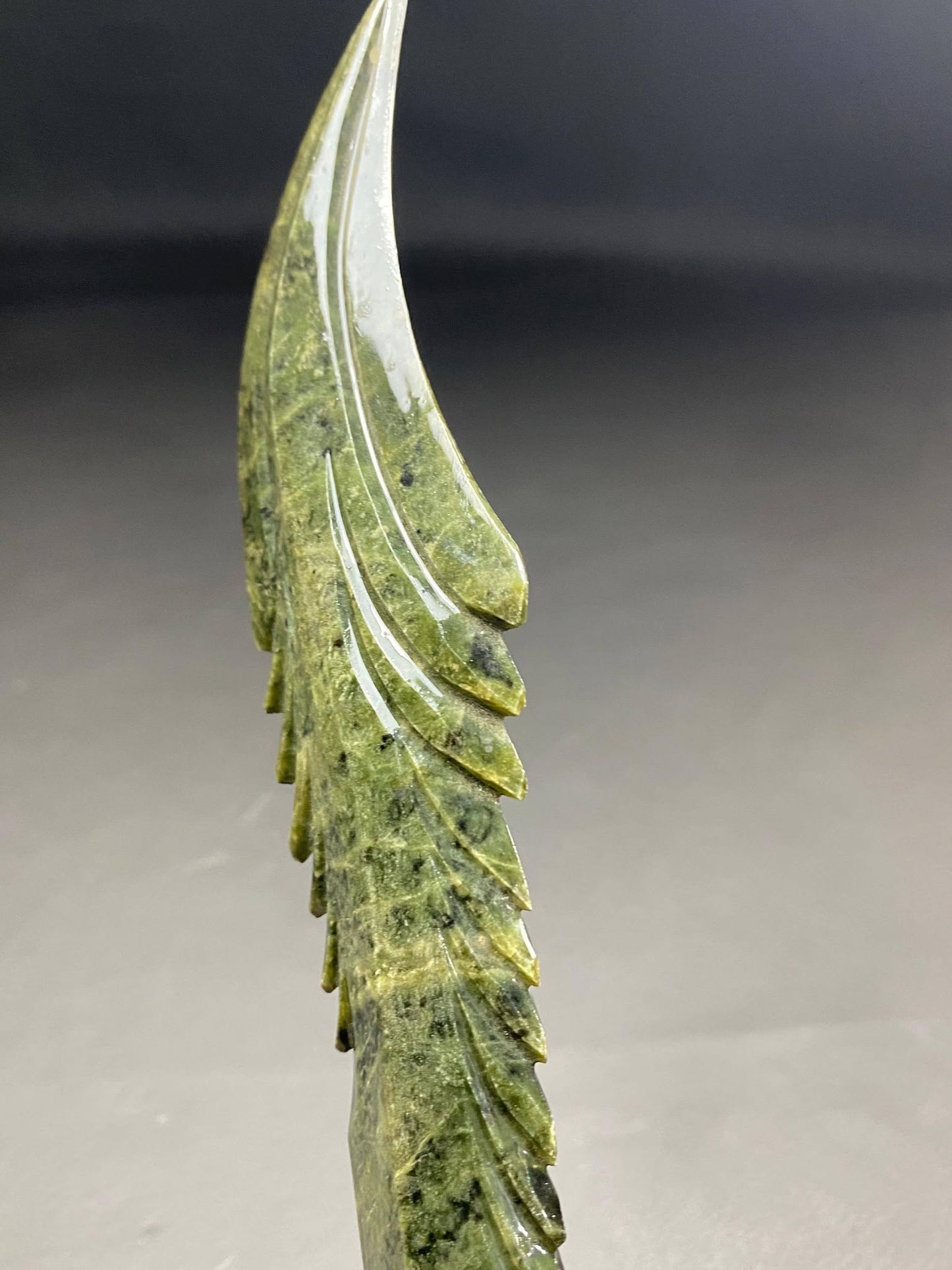 Stunning Natural Serpentine – Handmade Knife-Style Polish