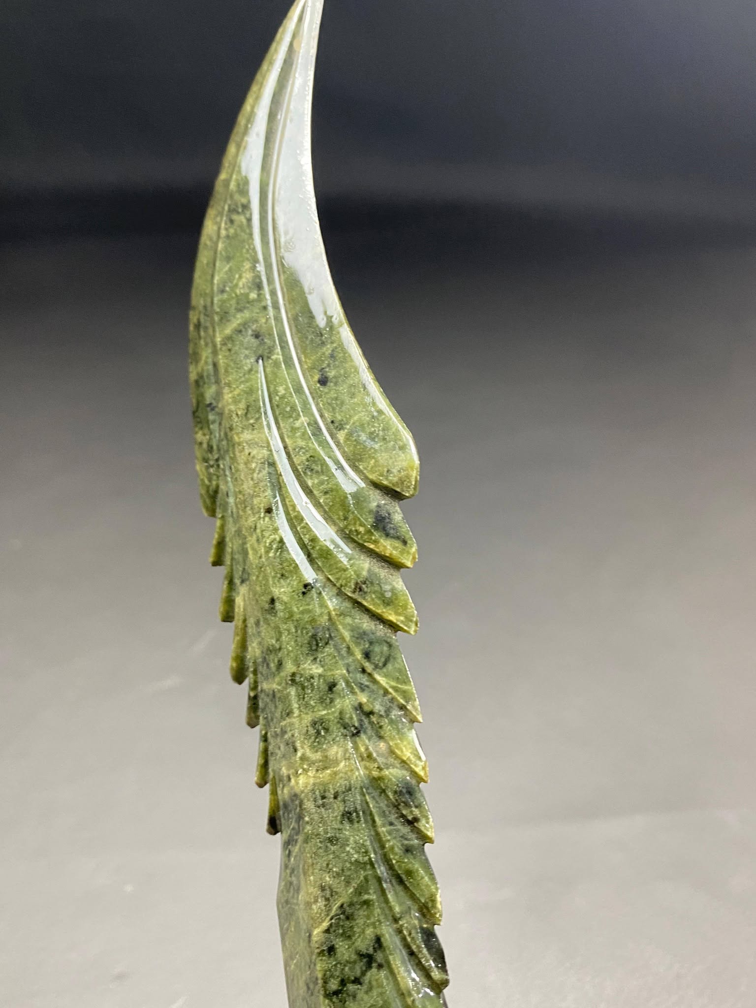 Stunning Natural Serpentine – Handmade Knife-Style Polish